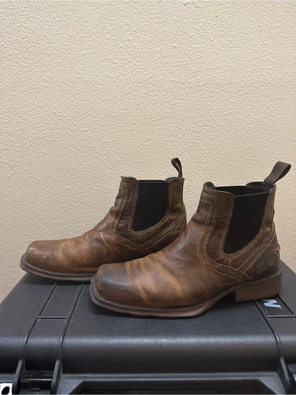 Ariat Men's Brown Leather Chelsea Boots